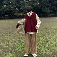 0121-P45V领青少年酒红色针织开衫马甲男秋冬款潮流休闲秋季，男装背心/马甲，电商B323A