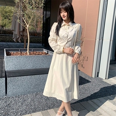 现货2024年春季女新甜美时尚复古印花修身显瘦网红假两件连衣裙，女装连衣裙，煊芮熙