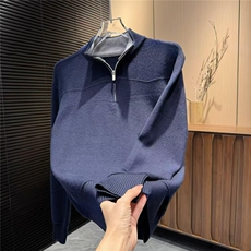 藏青色