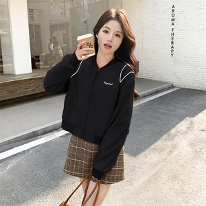 美式棒球服外套女春秋通勤短款撞色拼接复古夹克刺绣宽松休闲上衣图片