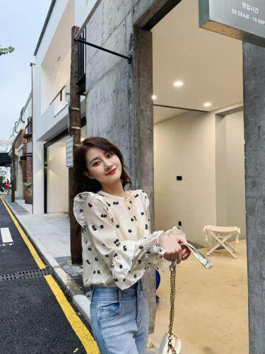 小衫三个色，其它，阿爆