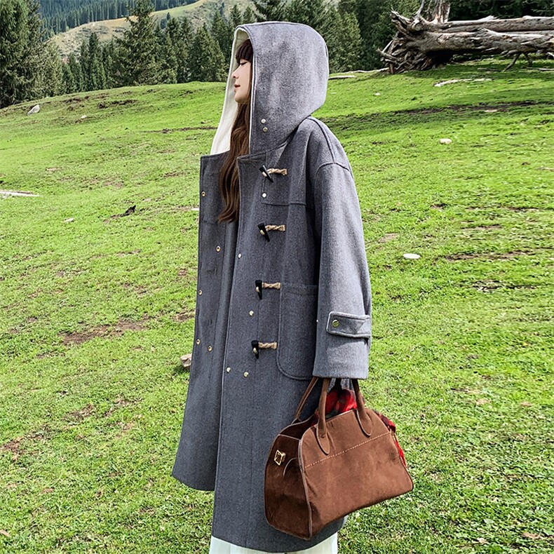 新款现货牛角扣呢子大衣女加厚宽松含羊毛20%1612P225控338,女装毛呢外套,浙宝295A
