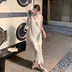 设计感蕾丝拼接假两件白月光无袖长裙夏季新款超好看显瘦连衣裙女，女装连衣裙，2C112