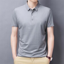 灰色