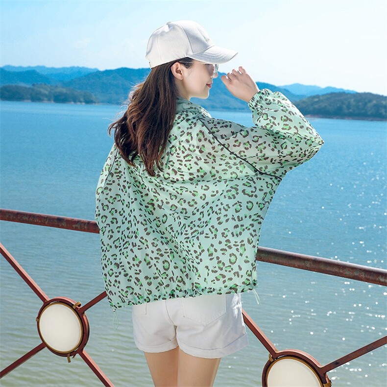 豹纹防晒衣薄款长袖短外套女春夏2022新款宽松百搭韩版洋气ins潮,女装防晒衣,可可小西