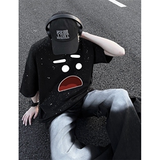 黑色
