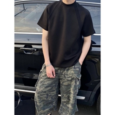 黑色