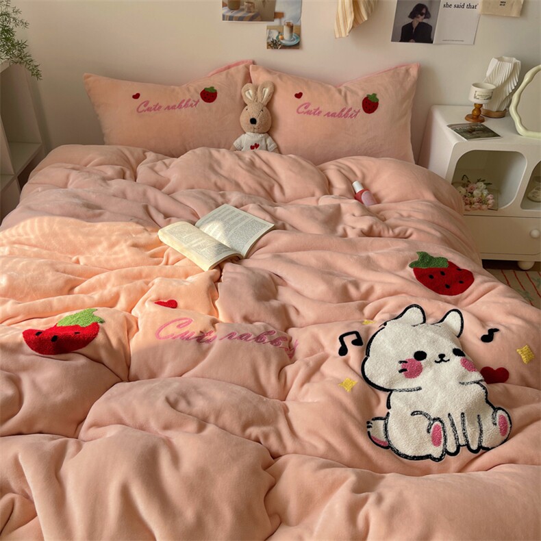 新款高克重牛奶绒毛巾绣四件套系列，床品套件，一起卖家纺