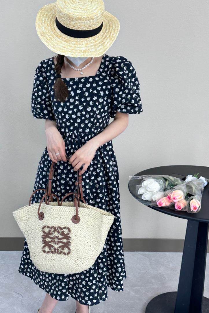 盐缩连衣裙显白气质，女装连衣裙，欧妮卡蒂蔓