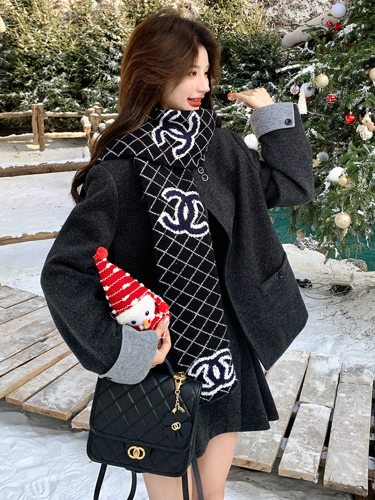 灰色小香风毛呢羽绒服半身裙套装,女装套装/套裙,纯色衣恋