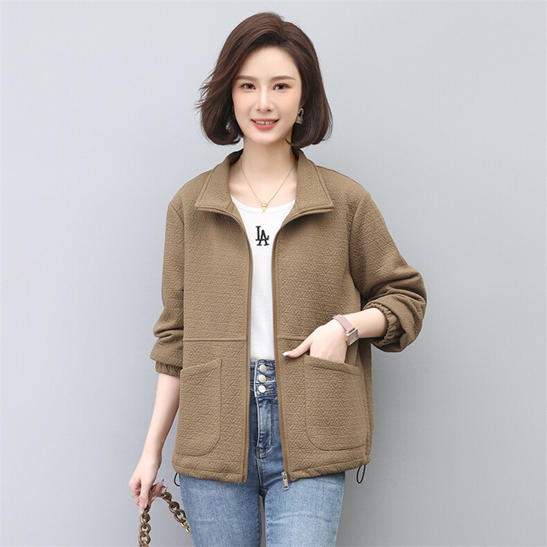 春秋季休闲短款外套女2024年新款小个子时尚妈妈夹克宽松外搭上衣，女装短外套，依倍林