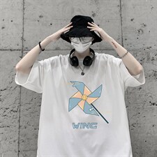 白色