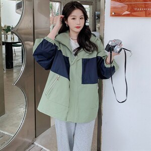 主推现货有2022秋款新品棒球服外套女款号2202-P135-K188图片
