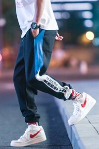204-K2001-P35春夏日系潮流侧边拼色条纹字母印花束脚运动休闲男图片