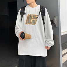 灰色