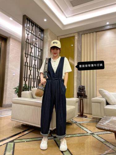 牛仔背带裤，女装，跳跳谷