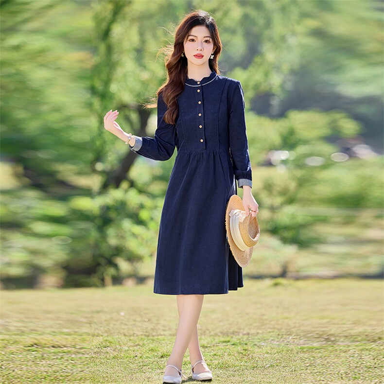 藏青色灯芯绒超火连衣裙女2025春秋新款气质名媛收腰显瘦休闲长裙,女装连衣裙,水衣源