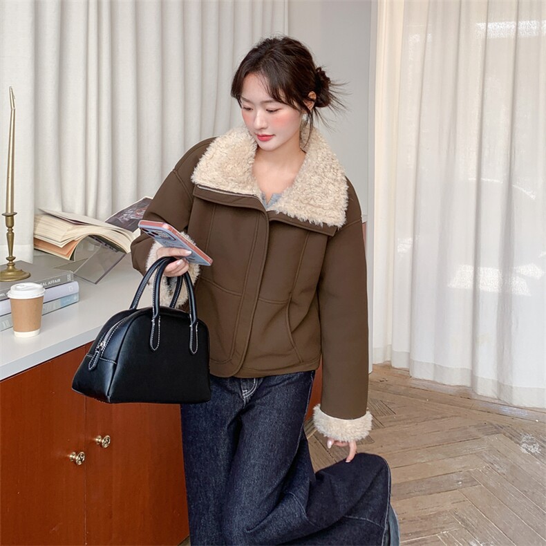 新款现货皮毛一体外套2C093-6682-P235-K328,女装短外套,2C093