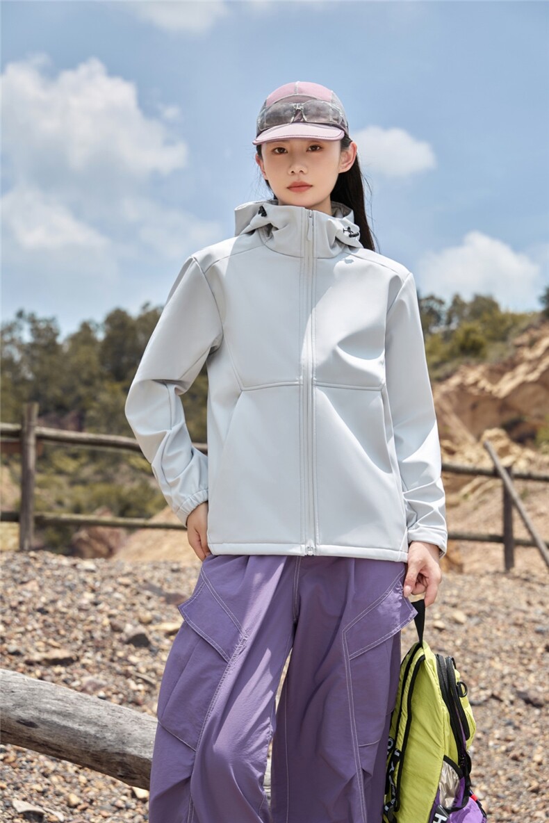 2025百搭时尚简约长袖连帽冲锋衣，女装短外套，衫都服饰