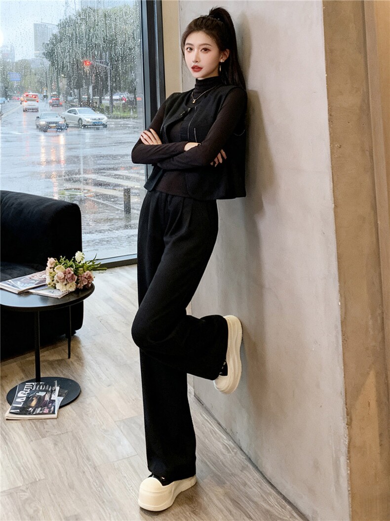 高端时尚套装女秋显瘦短款马甲外套内搭深灰打底衫阔腿长裤三件套,女装套装/套裙,江南