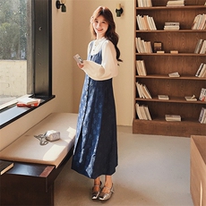 白色衬衫提花牛仔背带裙女套装春秋2025新款法式气质两件套连衣裙，女装套装/套裙，2C293