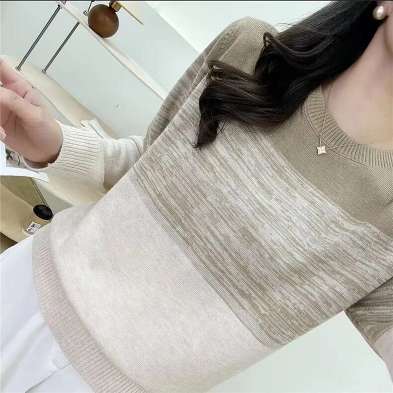 打底衫上衣女装新款2025春秋V领长袖慵懒风针织毛衣图片