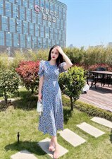 现货韩版碎花连衣裙，女装连衣裙，YO\VLF雅洛菲