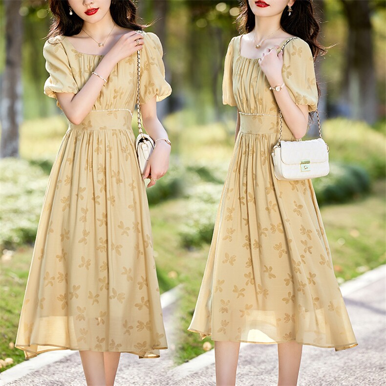 2024年夏季新款女装印花短袖钉珠时尚长款连衣裙，女装连衣裙，初闻兮