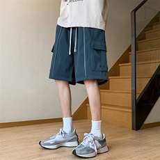 灰绿色