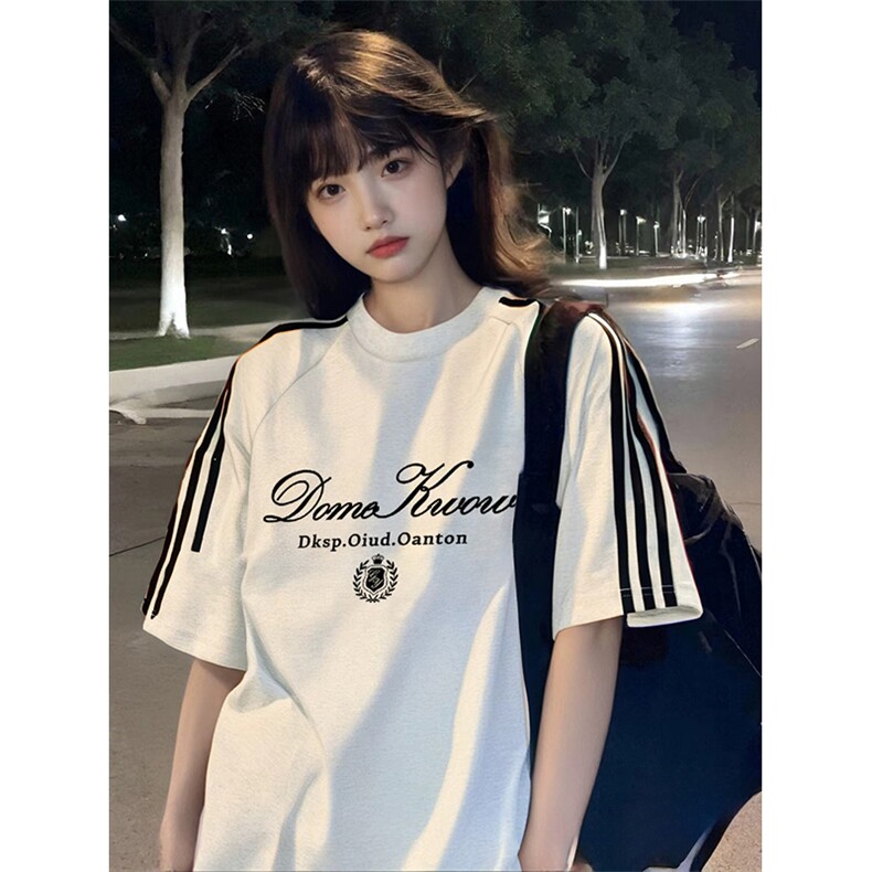 抖音得物高品质二开240克宽松纯棉美式潮牌三条杠织带短袖T恤图片
