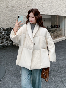 现货新中式绑带羽绒服女款冬季2025新款超好看图片