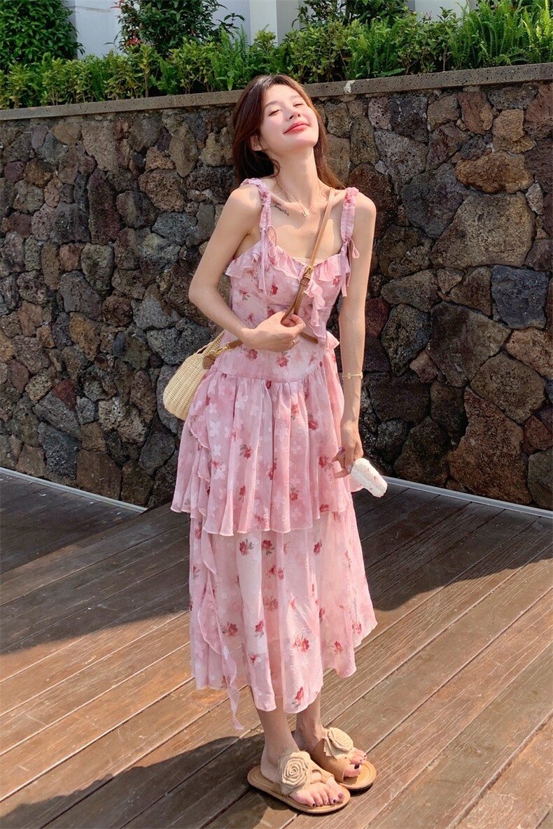 法式粉色碎花连衣裙女2025年夏季新款浪漫度假风气质绝美超仙长裙,女装连衣裙,2C012