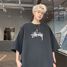 灰色