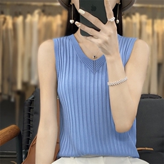 蓝色