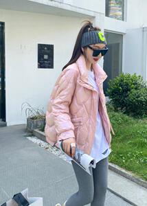 新款羽绒服图片