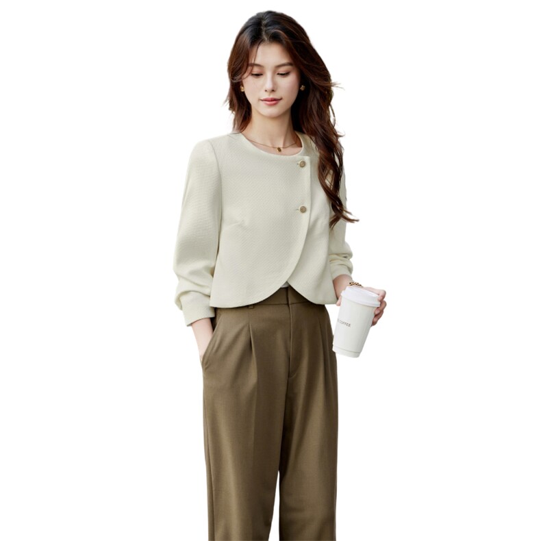 时尚气质小香风外套女春秋2025新款小个子显瘦减龄翻领短上衣,女装短外套,婵米儿