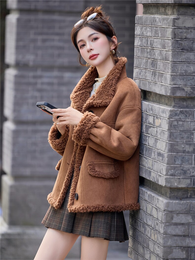 2025冬季新款~~双面穿皮毛一体,女装棉衣/棉服,意芙