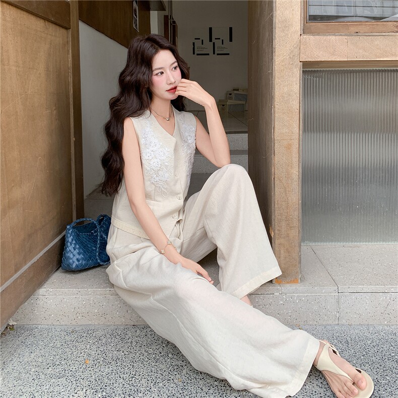简约老钱风重工刺绣马甲阔腿裤套装女2026夏季显瘦超好看一整套,女装套装/套裙,冬木谷雨