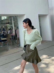 几分温柔几分甜，软糯的重工珍珠毛衣，细节处很灵动,女装针织衫/毛衣,GN