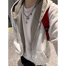 灰色