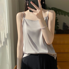 银灰色