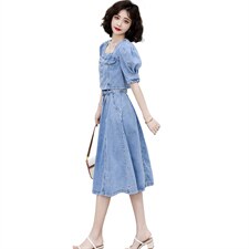 2021夏装新款时尚气质复古方领修身显瘦拼接牛仔两件套连衣裙，女装套装/套裙，奋斗女王