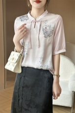 新中式国风立领盘扣醋酸缎面短袖T恤女2025新款显瘦复古衬衫背心，女装衬衫，温伦斯特羊绒