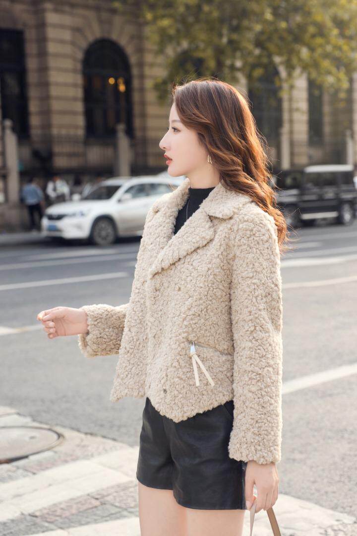 冬季新款奶杏色颗粒显瘦淑女小外套，其它，水锦红