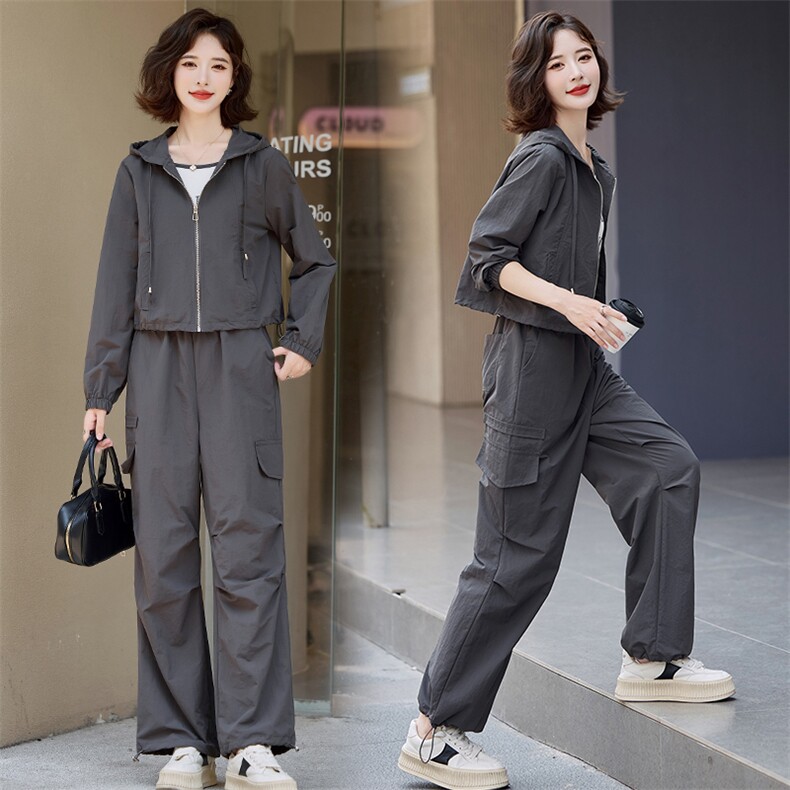 休闲运动连帽套装女2025春秋新款松弛感显瘦外套吊带工装裤三件套,女装套装/套裙,慕依路