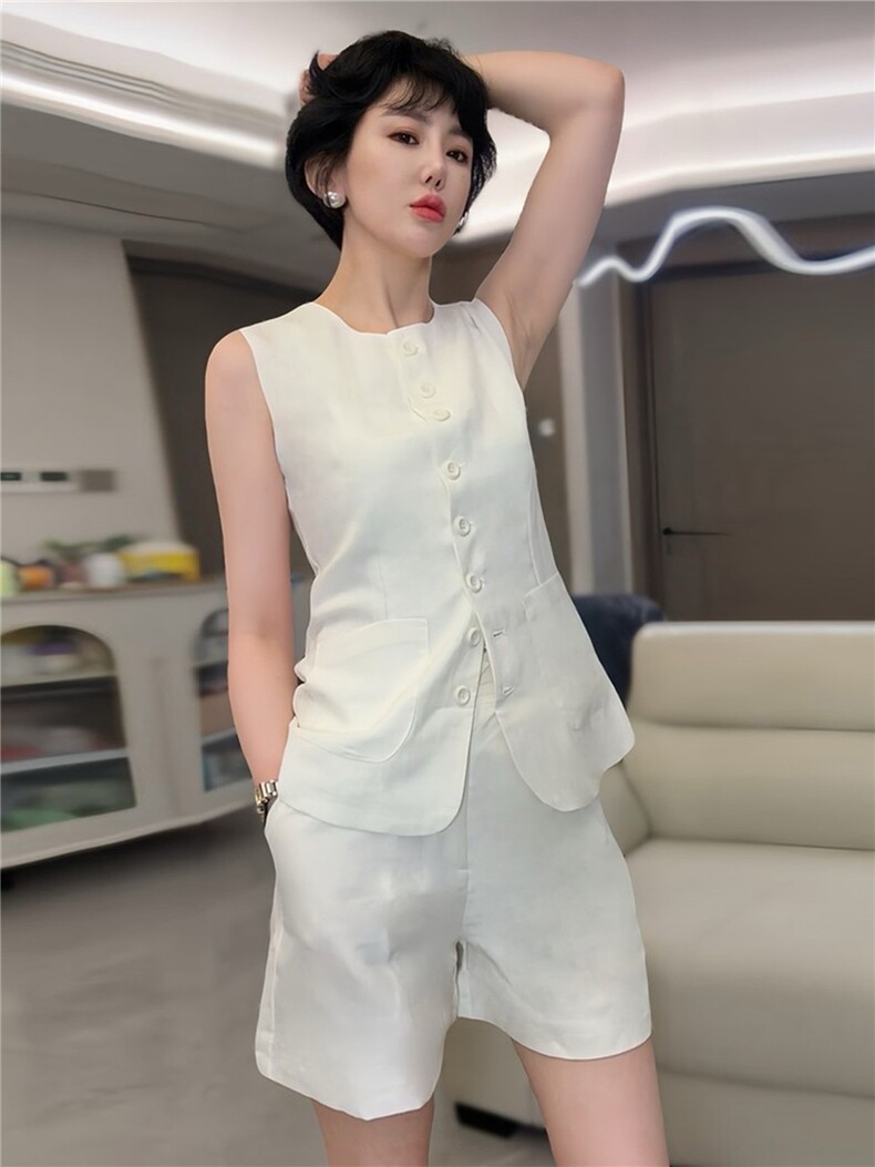 时尚简约休闲套装女夏款单排扣无袖小香风马甲背心阔腿短裤两件套,女装套装/套裙,江南