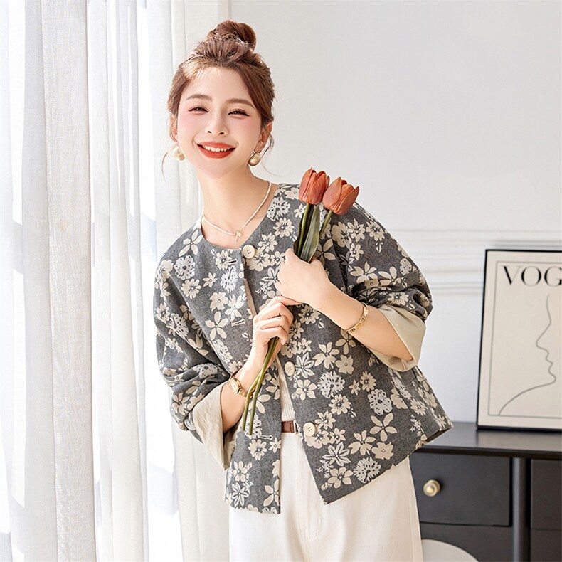 气质印花棉麻短外套女2025春秋新款独特漂亮圆领休闲百搭开衫上衣,女装短外套,沁沁公主