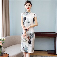 2023春夏季新款设计简约优雅大方中长款专柜品质真丝旗袍连衣裙，女装连衣裙，小荷流