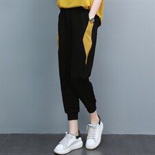 黄色