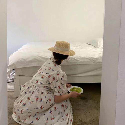 夏款现货！花连衣裙，女装连衣裙，LUCY